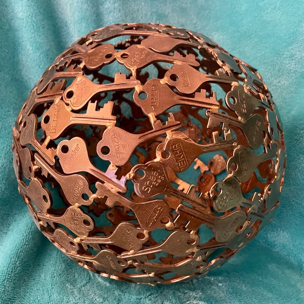 funky/unique gold key home accent piece